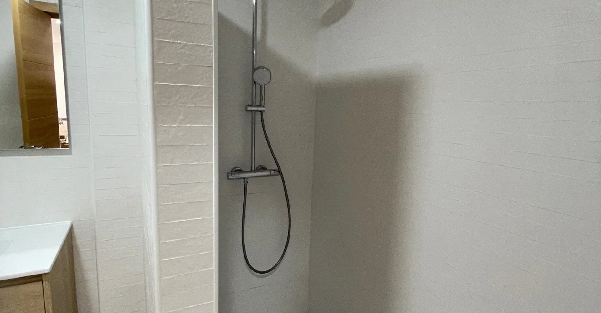 Carrer Alborcer 56 ESC 1, 2° Vivienda 21 - 5